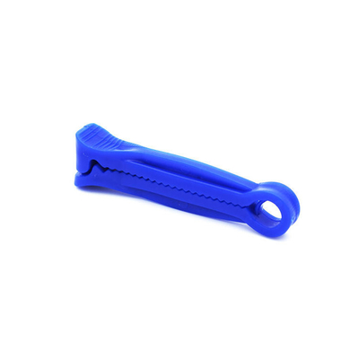 Different Colors Disposable Umbilical Cord Clamp Clipper For New Born